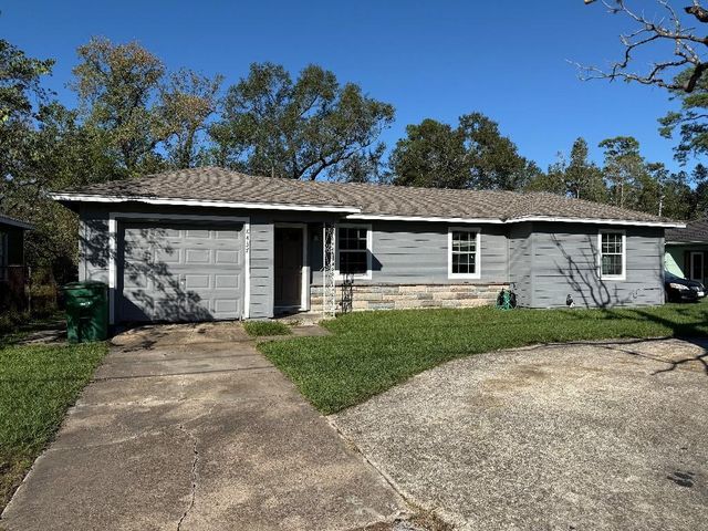 $157,000 | 8437 Woodlyn Road | East Houston