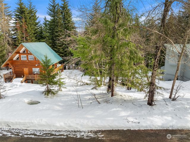 $384,000 | 22 Chamonix Place | Snoqualmie Pass