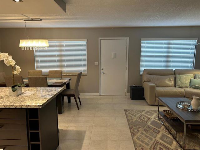 $2,050 | 1805 Eleuthera Point, Unit C3 | Wynmoor