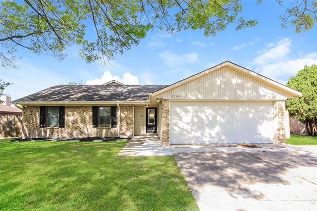 $2,250 | 1309 Wisteria Way | Mesquite