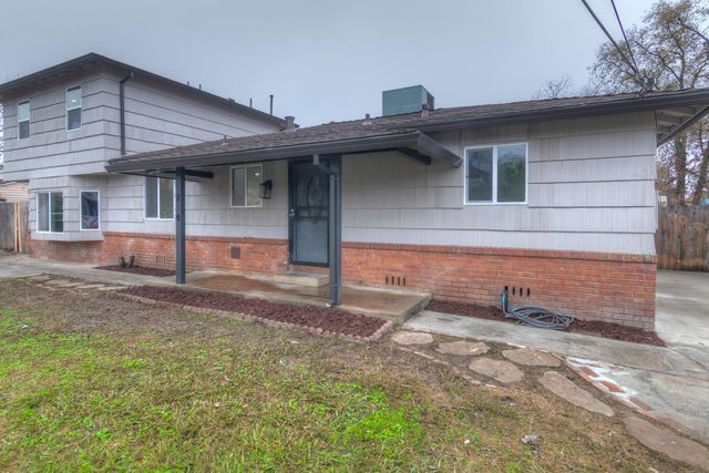 $489,900 | 734 N Street | Rio Linda