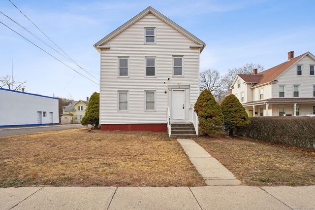 $350,000 | 704 Enfield Street | Thompsonville