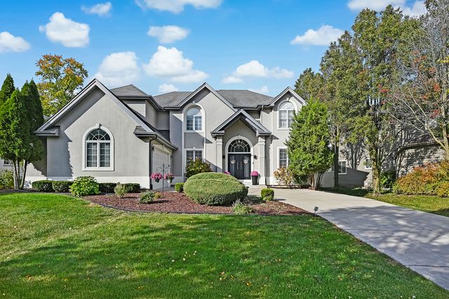 $849,900 | 9008 Darien Woods Court | Darien