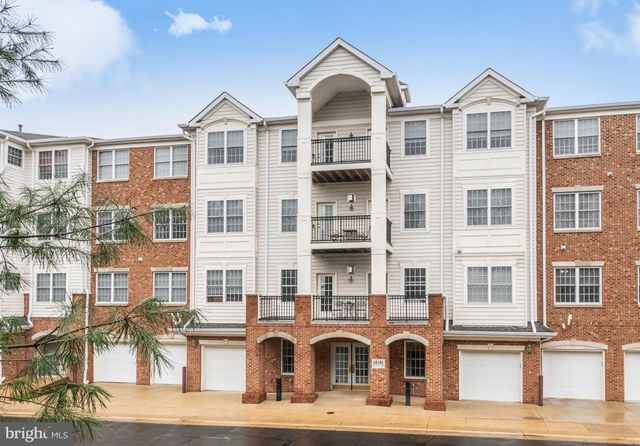 $467,900 | 20816 Noble Terrace, Unit 208 | Lowes Island