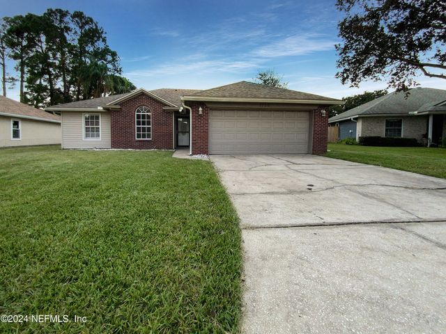 $435,000 | 1726 Blue Ridge Drive | Golden Glades-The Woods