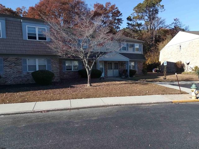 $1,425 | 13 B Oxford Village, Unit 13B | Egg Harbor Township