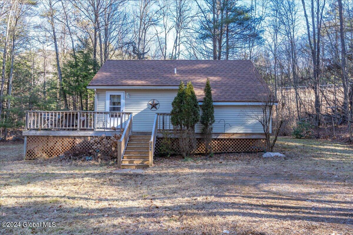 01-240 E Schroon River Rd-2