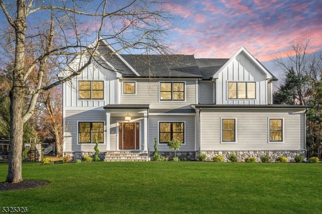 $2,099,000 | 15 Delaware Avenue | New Providence