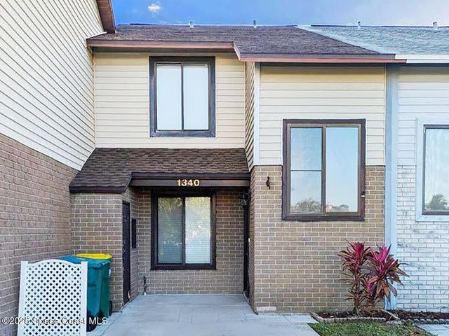 $1,500 | 1340 George Edwards Court | Merritt Court Townhomes