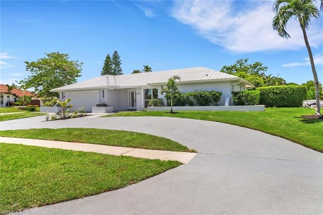 $1,150,000 | 1566 Jamaica Court | Marco Beach