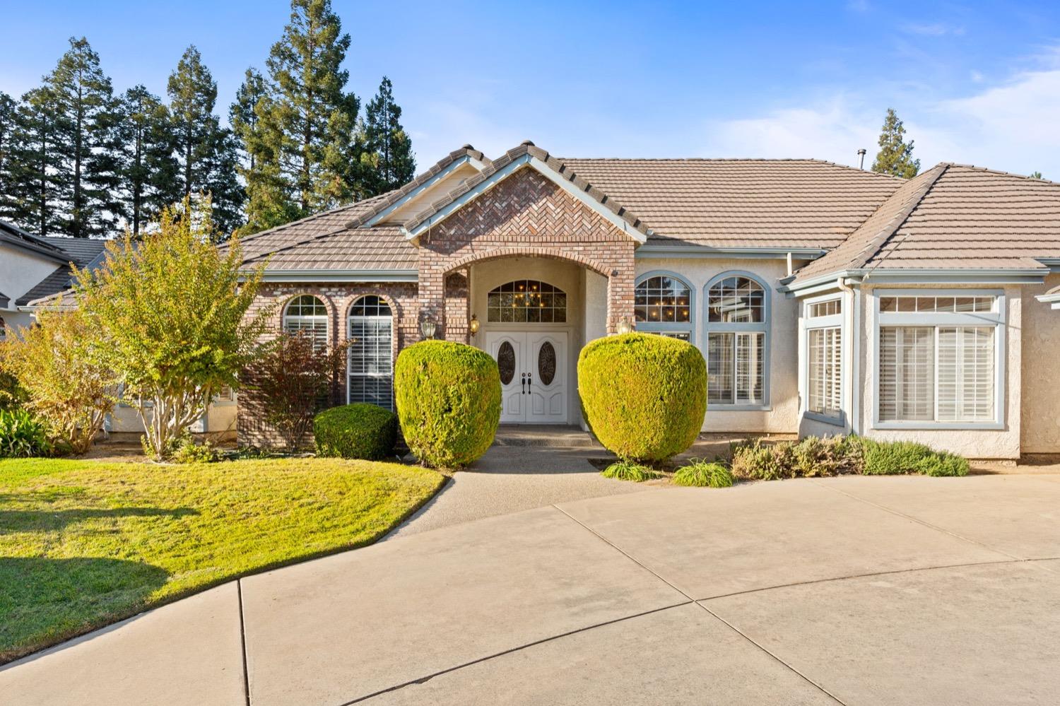 a view of outdoor space yard and front view of a house