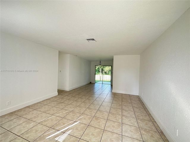 $2,641 | 2641 Northwest 47th Avenue | Lauderhill