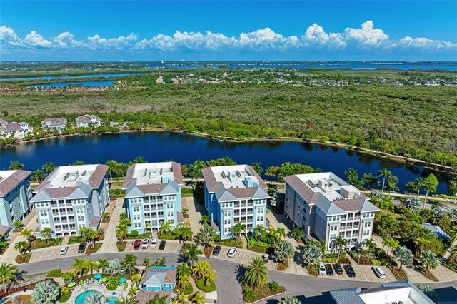 $775,000 | 391 Aruba Circle, Unit 302 | Perico