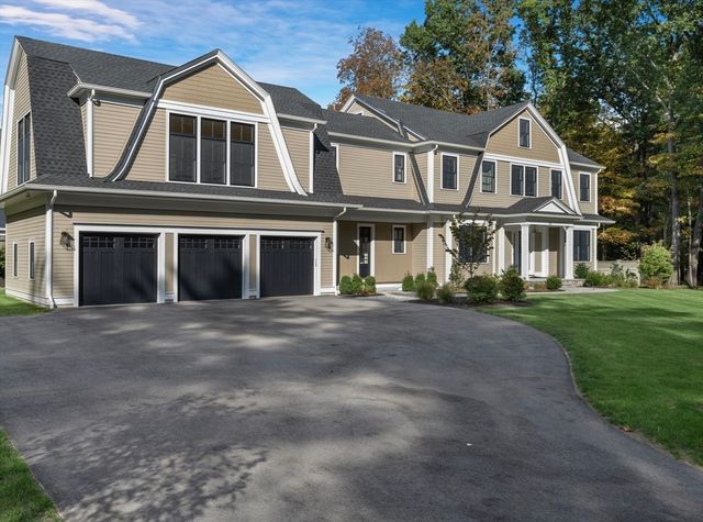 $4,049,000 | 15 Heather Lane | Charles River Village