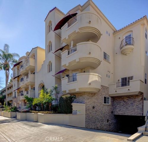 $970,000 | 4237 Longridge Avenue, Unit 305 | Studio City