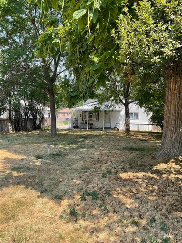 $254,900 | 408 E Avenue East | Jerome