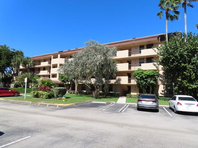 $2,300 | 2659 Carambola Circle North, Unit 103 | Coral Gate