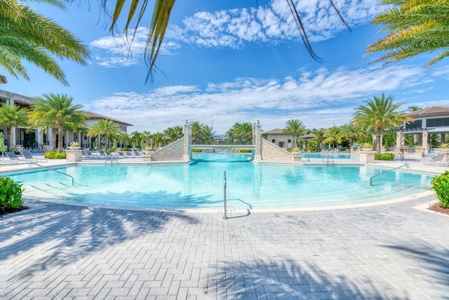 $495,999 | 7831 Northwest 104th Avenue, Unit 23 | Doral