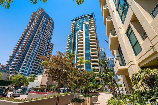 $850,000 | 555 Front Street, Unit 1205 | Marina