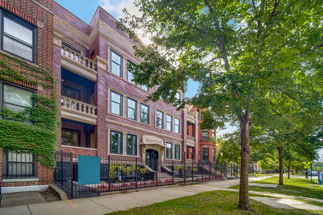 $459,900 | 4561 South Michigan Avenue, Unit 2 | Bronzeville