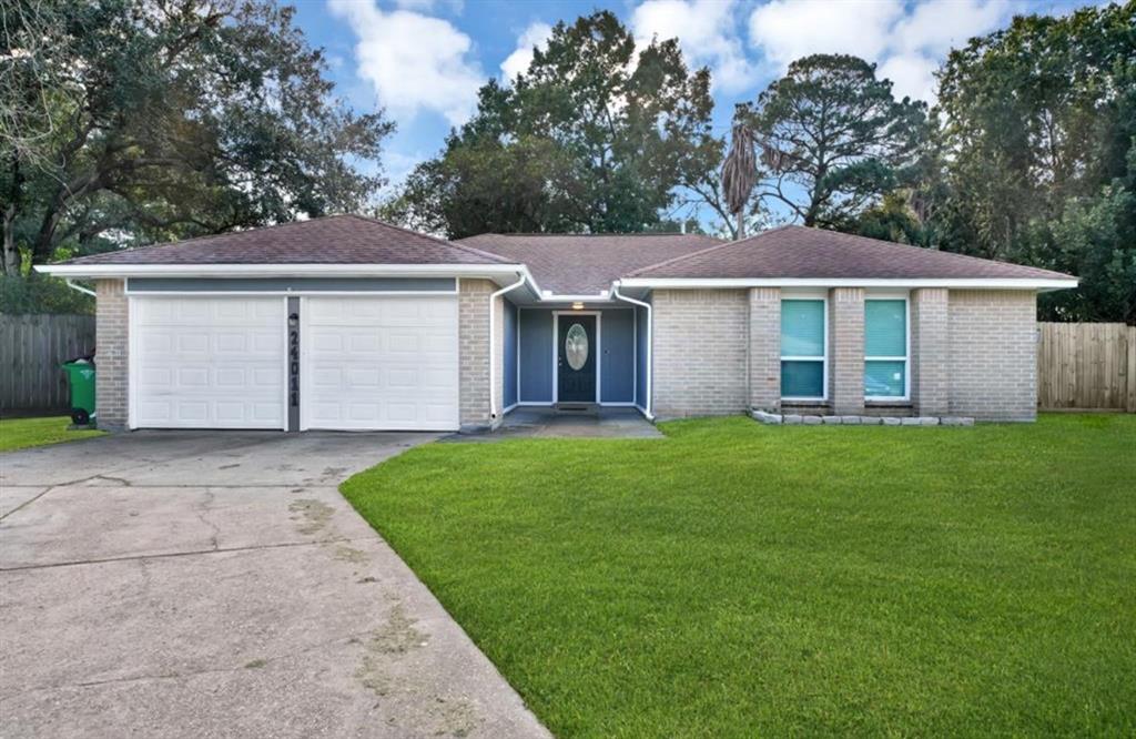 front view of house with a yard