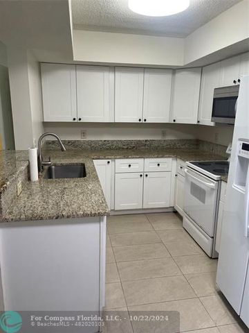 $2,050 | 5580 Northwest 61st Street, Unit 618 | Regency Lakes at Coconut Creek