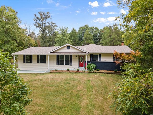 $389,900 | 5872 Serene Drive | Meramec Township - Jefferson County