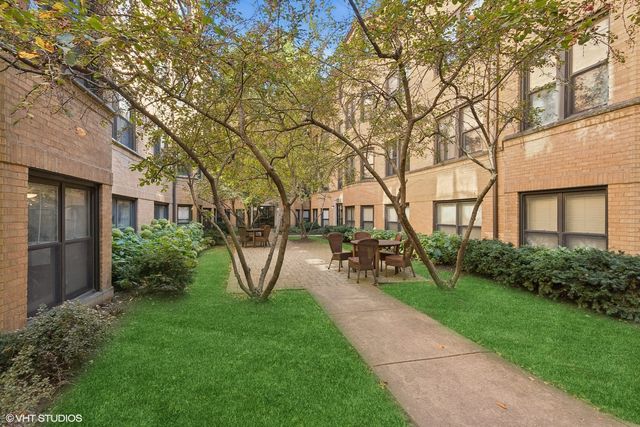 $220,000 | 7639 North Greenview Avenue, Unit A | East Rogers Park