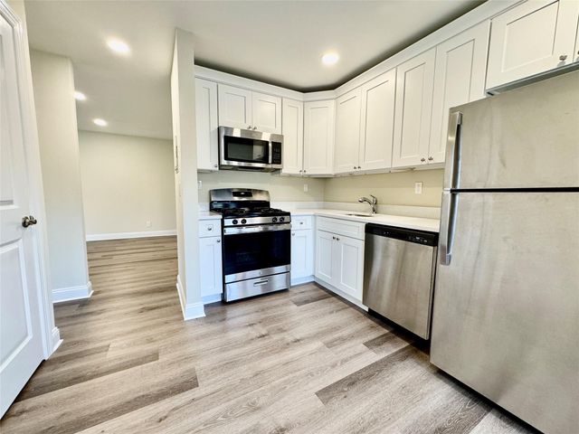 $2,495 | 507 White Plains Road, Unit 1A | Eastchester