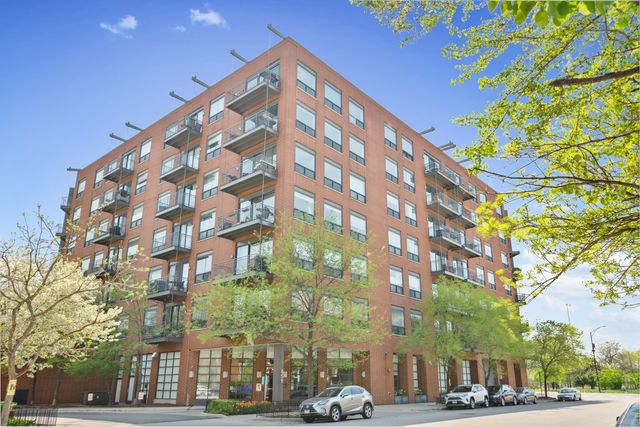 $2,500 | 859 West Erie Street, Unit 509 | River West