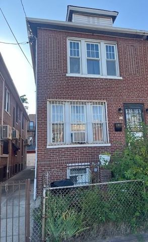 $889,000 | 166 East 40th Street | East Flatbush