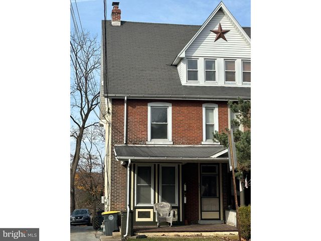 $1,600 | 347 East Lancaster Avenue, Unit 2 | Downingtown