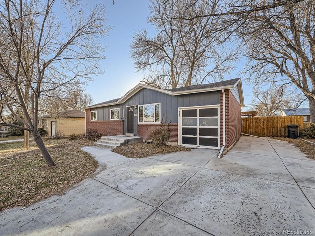 $615,000 | 6897 Newcombe Street | Arvada West