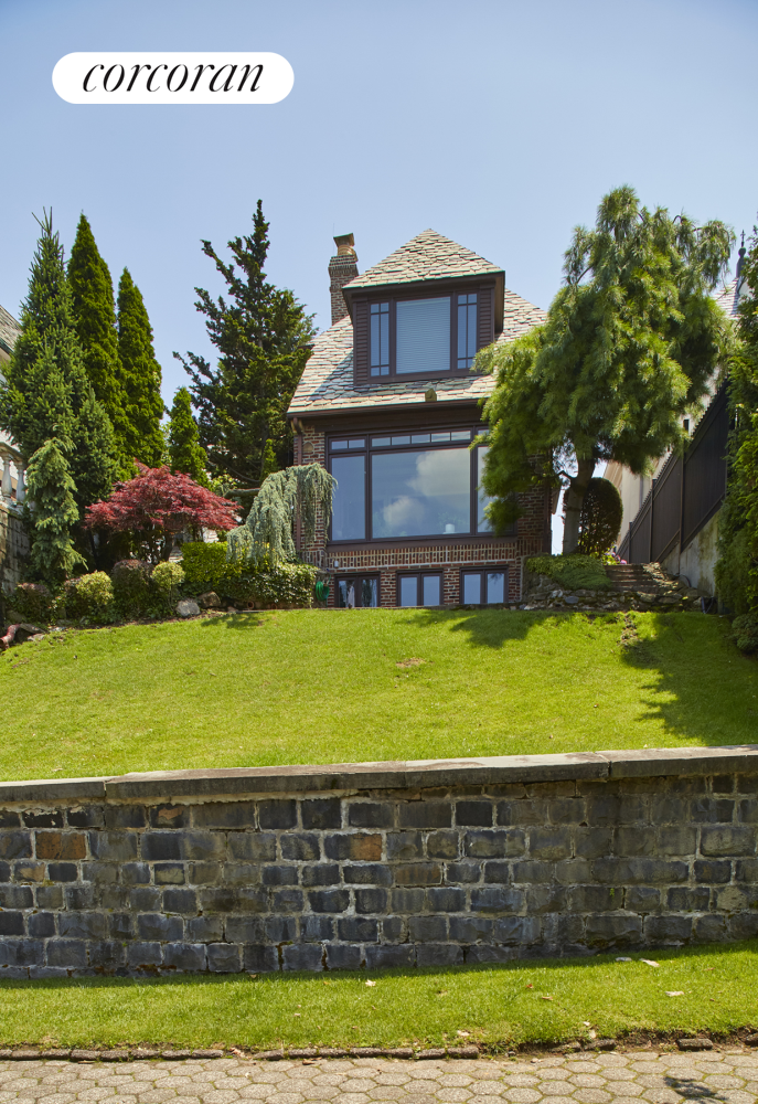 a view of a house with a swimming pool