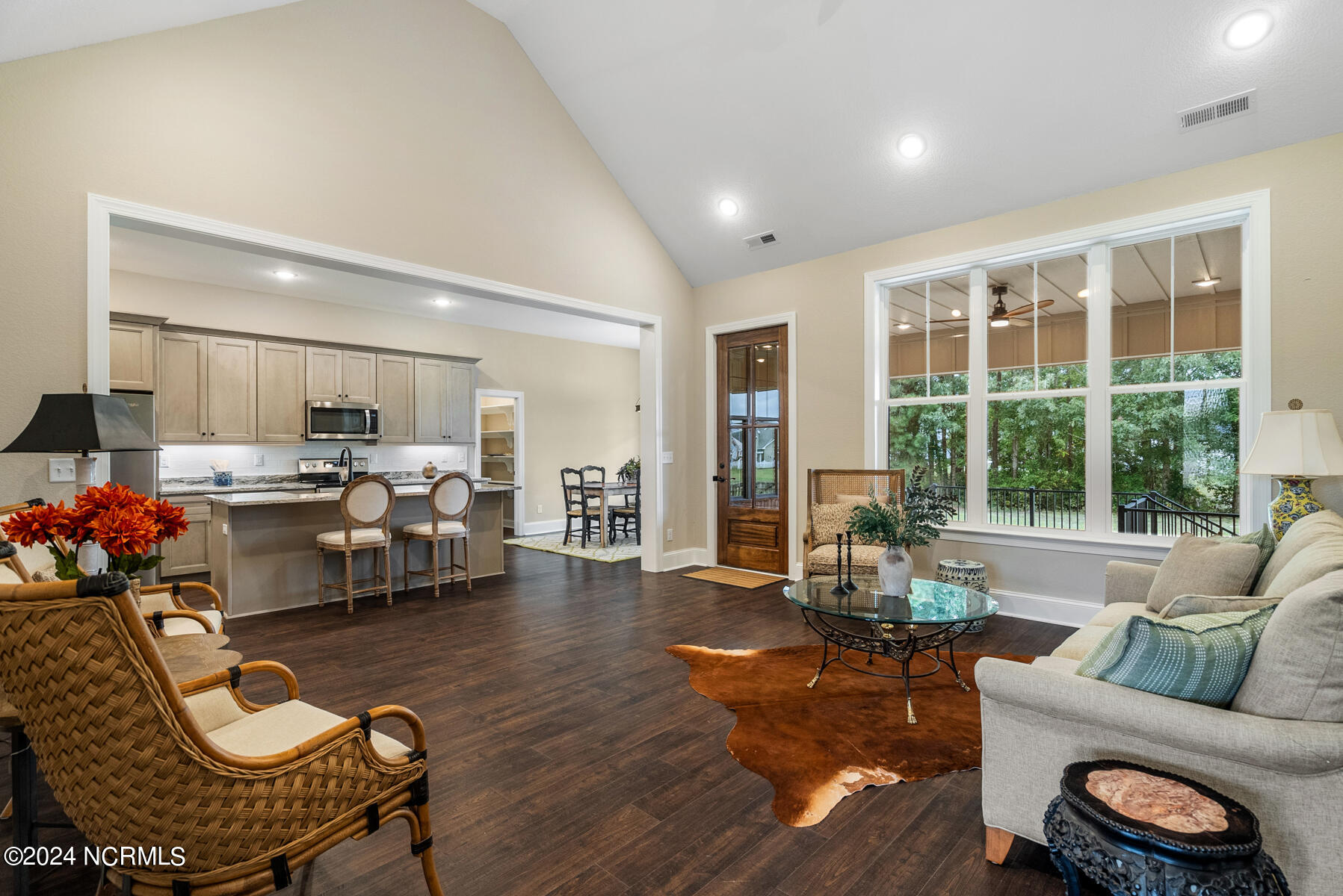 105 Pelican Pointe Living