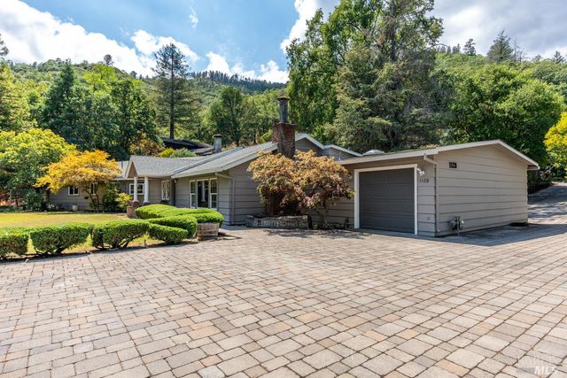 $699,000 | 1129 West Standley Street | Ukiah