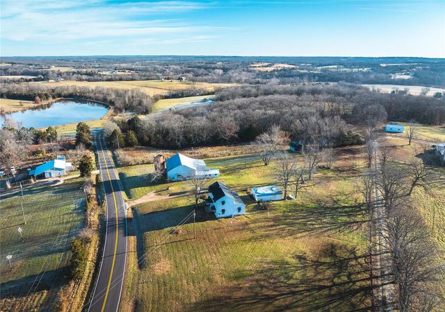 $395,000 | 6960 Hwy Ac | Boone Township - Franklin County