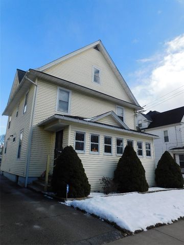 $184,900 | 22 Holland Street | First Ward