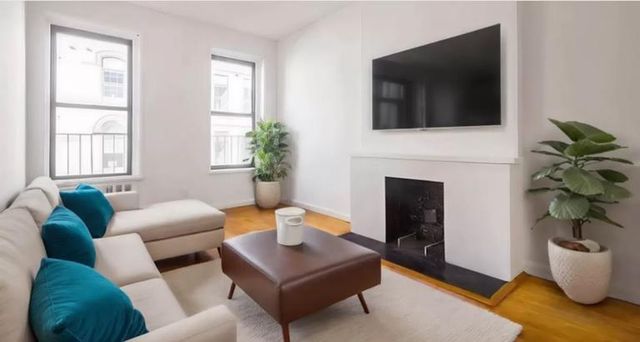 $3,250 | 354 East 51st Street, Unit 3F | Midtown East