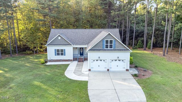 $415,000 | 300 Cross Link Drive | Black River Township - Harnett County