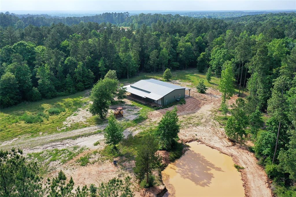 BRAND NEW CONSTRUCTION ON 24.19 ACRES!