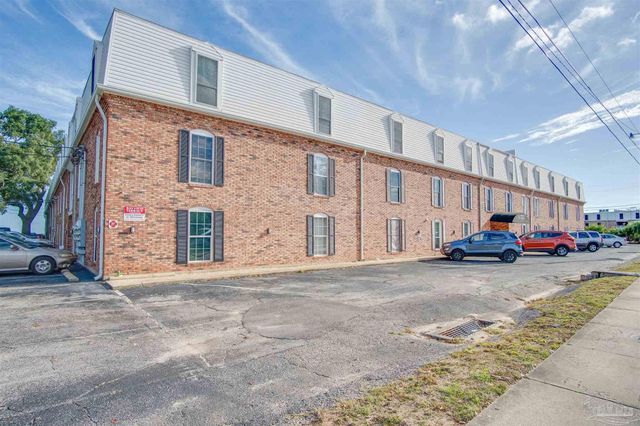 $1,350 | 710 Scenic Highway, Unit 305 | East Pensacola Heights