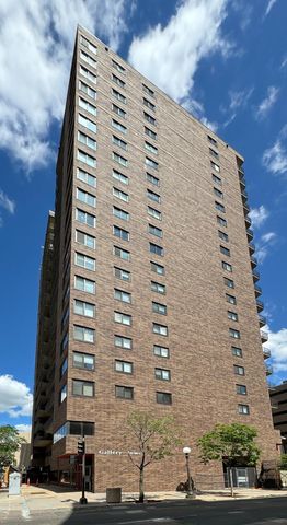 $119,900 | 26 West 10th Street, Unit 1104 | Northwestern Precinct