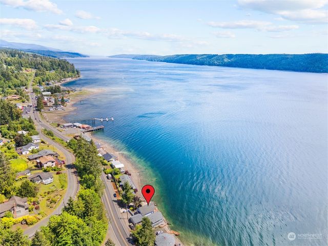 $800,000 | 23920 Highway 101 | Hoodsport