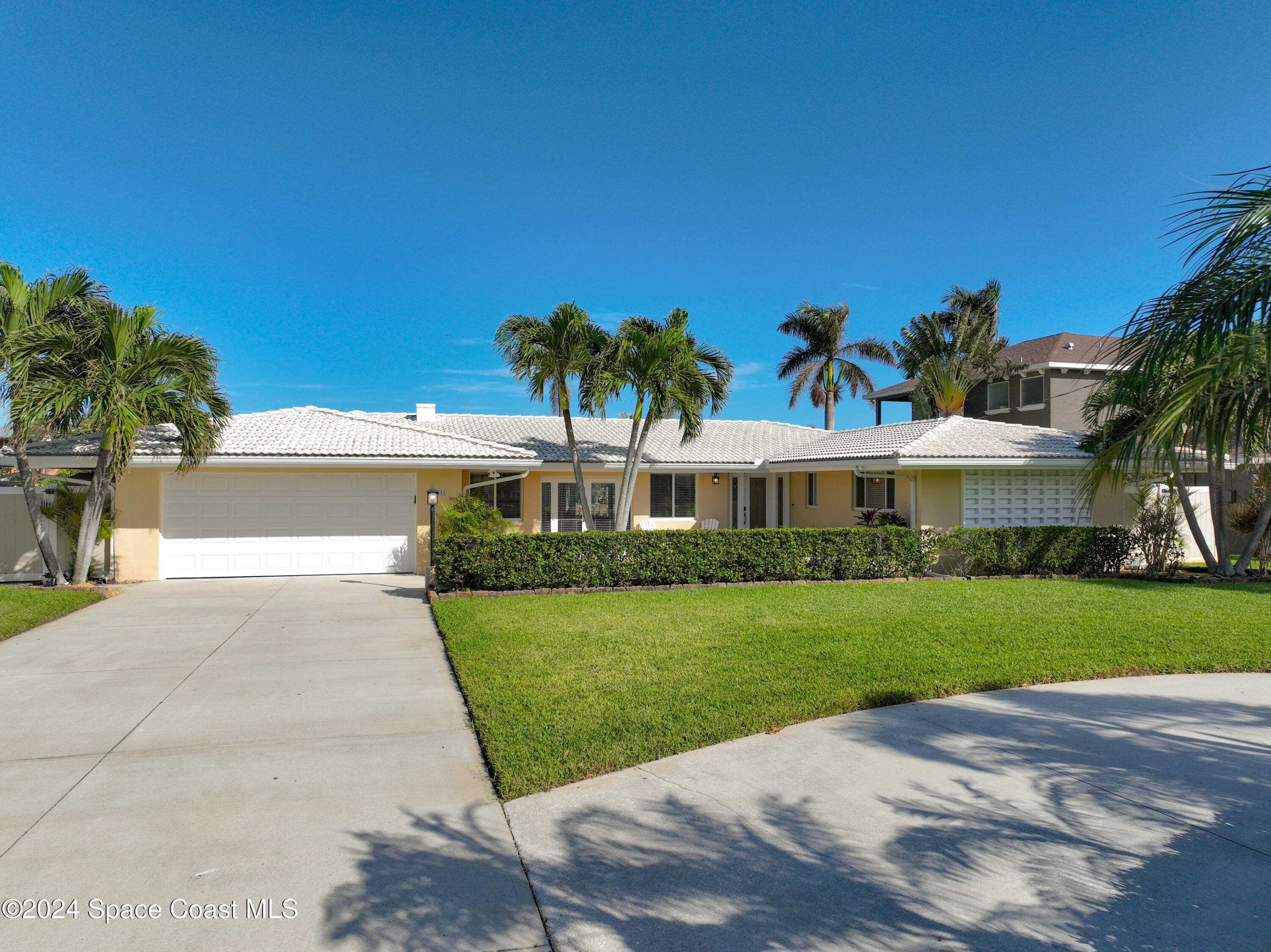 145 Bahama Boulevard-10