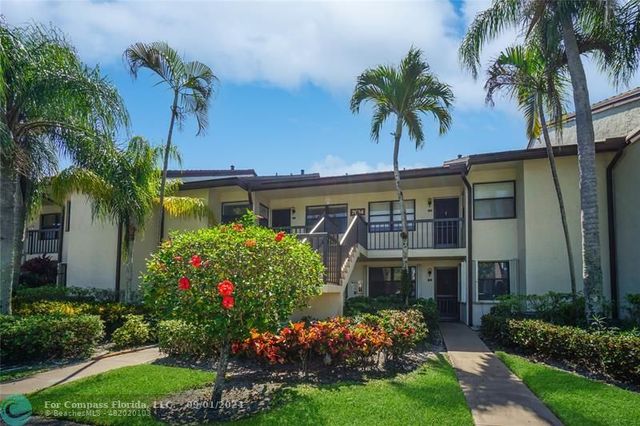 $249,000 | 7634 Tahiti Lane, Unit 104 | Lucerne Lakes