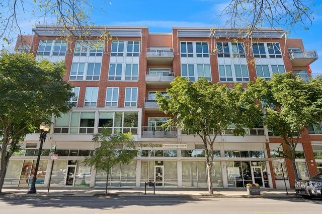 $355,000 | 4846 North Clark Street, Unit 204N | Uptown Chicago