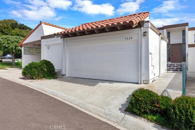 $998,500 | 3624 Calle Casino | North San Clemente