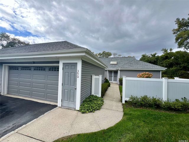 $649,990 | 390 W Shore, Unit 390 | Moriches