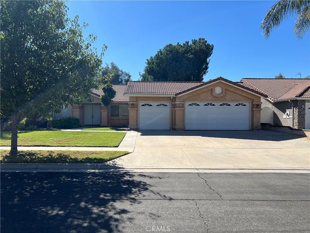 $4,500 | 652 Walnut Circle | South Corona